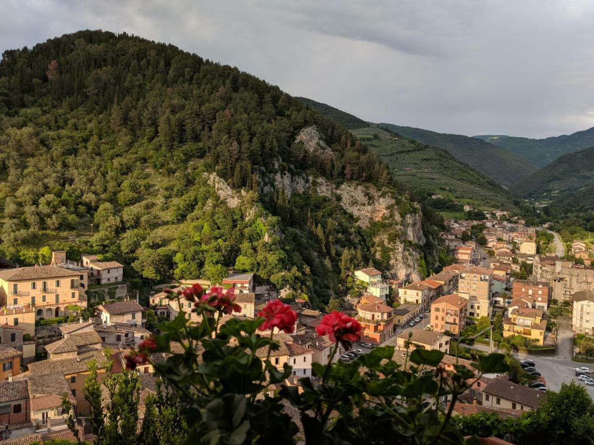 Cuore Del Castello Arrone Exterior photo